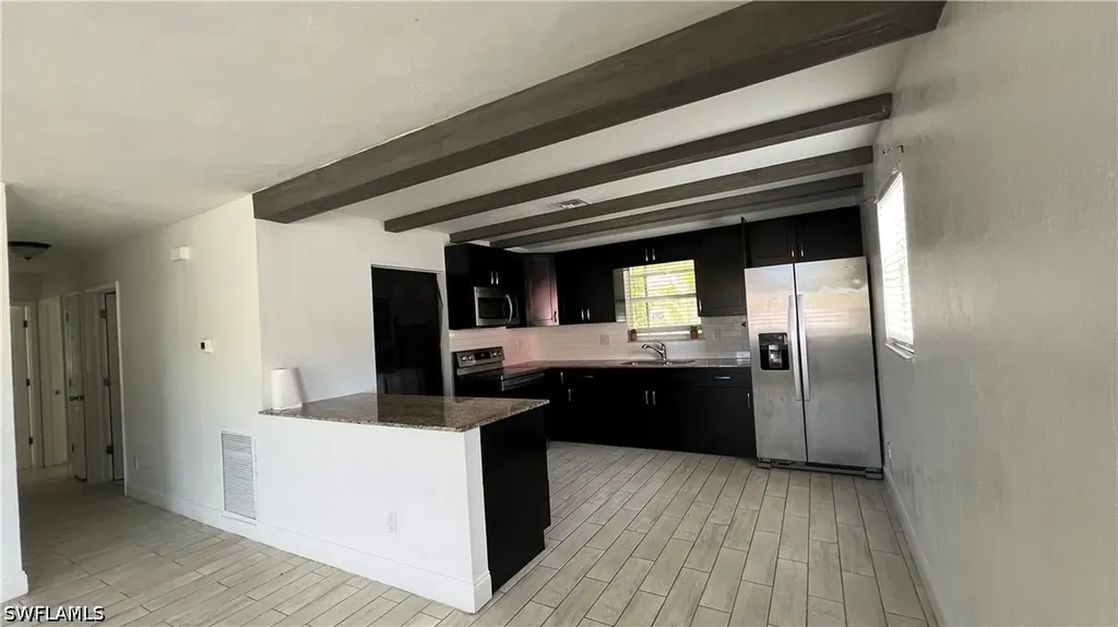 5374 Warren Street Naples FL 34113