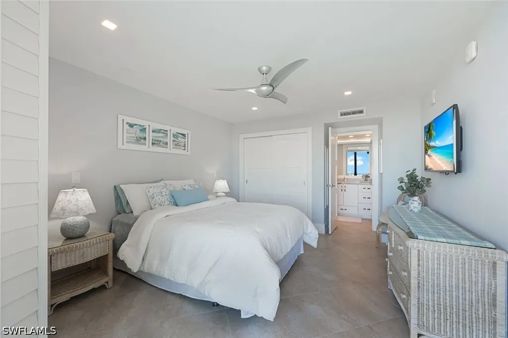 440 Seaview Court Marco Island FL 34145