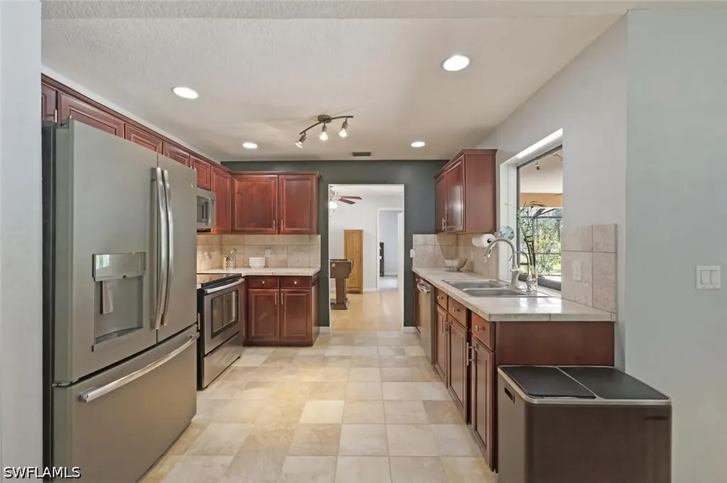 2660 16th Avenue NE Naples FL 34120