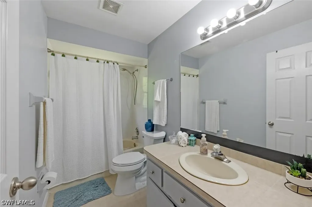 2660 16th Avenue NE Naples FL 34120