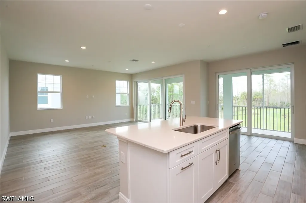 2626 Seychelles Circle Naples FL 34112