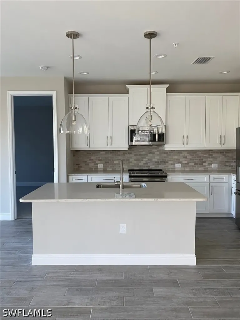 2626 Seychelles Circle Naples FL 34112