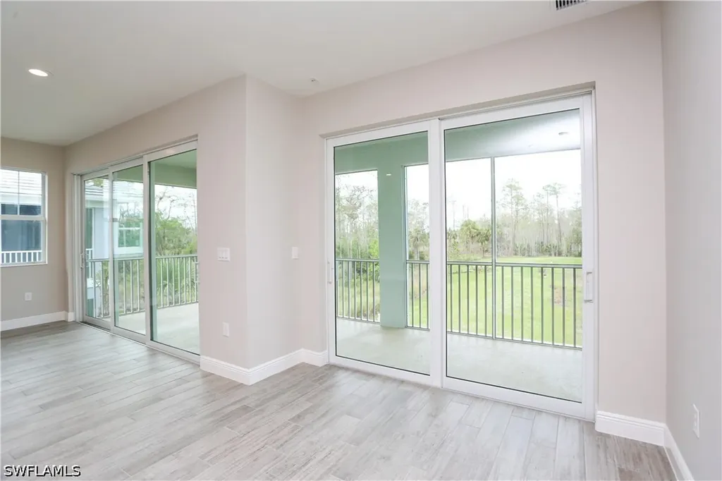 2626 Seychelles Circle Naples FL 34112
