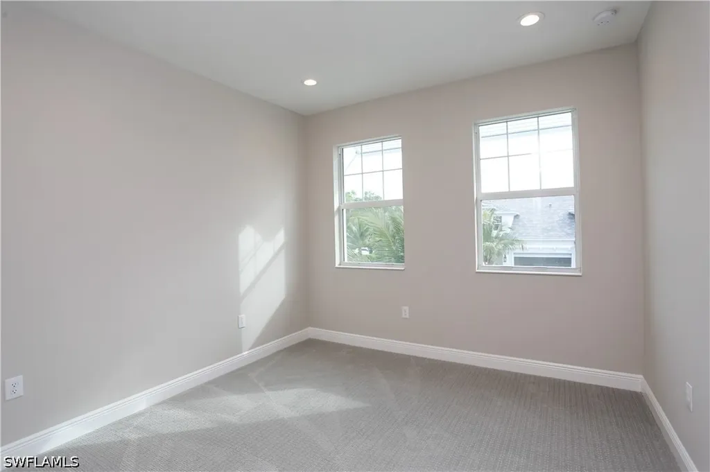 2626 Seychelles Circle Naples FL 34112