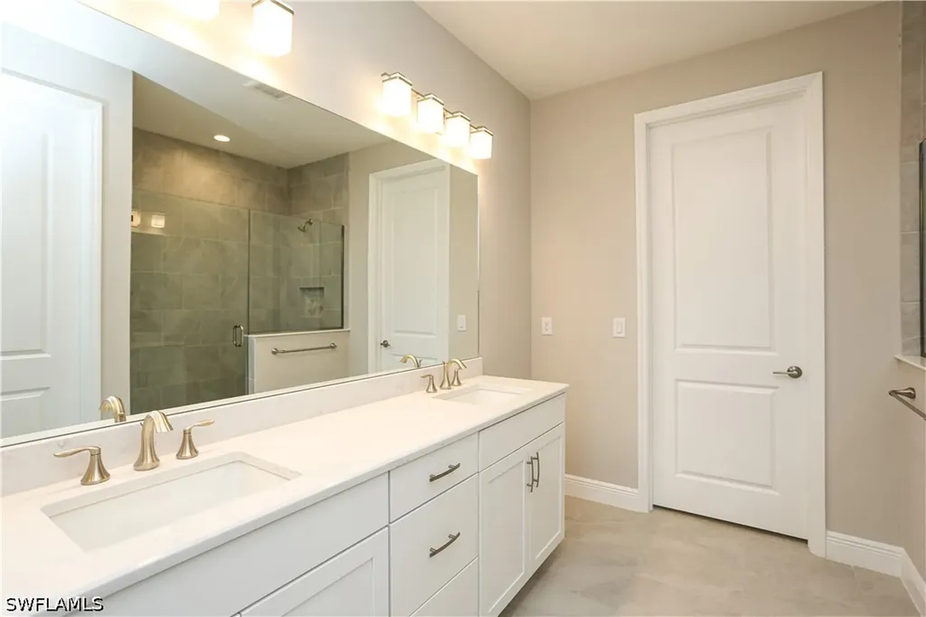 2626 Seychelles Circle Naples FL 34112