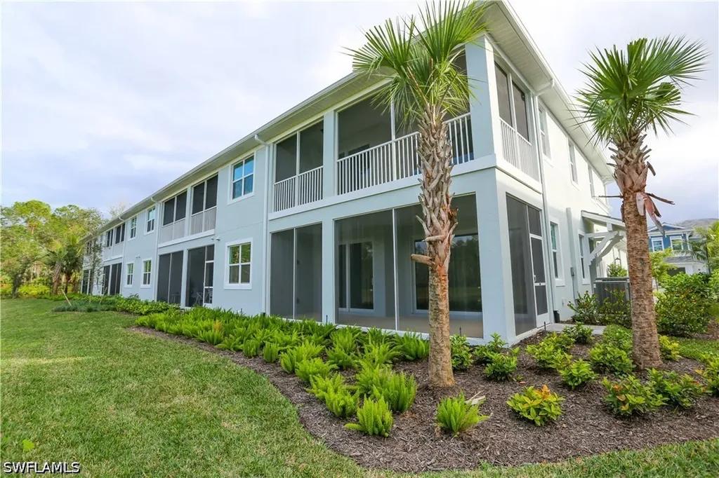 2626 Seychelles Circle Naples FL 34112