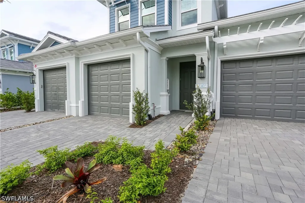 2626 Seychelles Circle Naples FL 34112