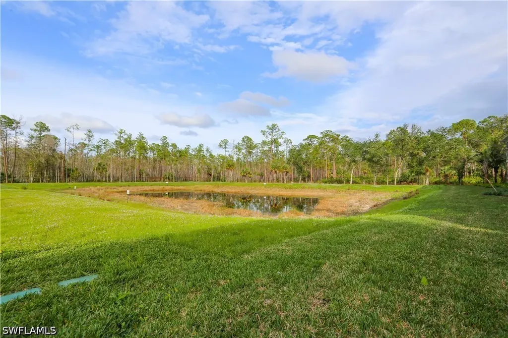 2626 Seychelles Circle Naples FL 34112