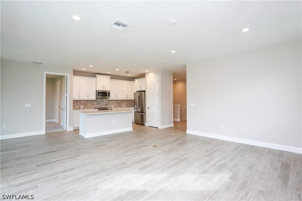 2626 Seychelles Circle Naples FL 34112