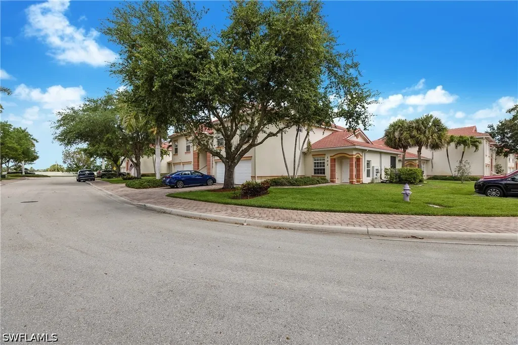 25080 Peacock Lane Naples FL 34114