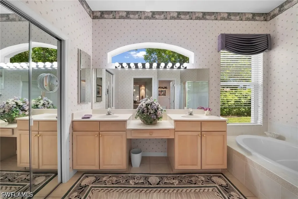 487 Preswick Lane Naples FL 34120