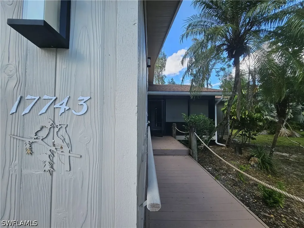 17743 Port Boca Court Fort Myers FL 33908