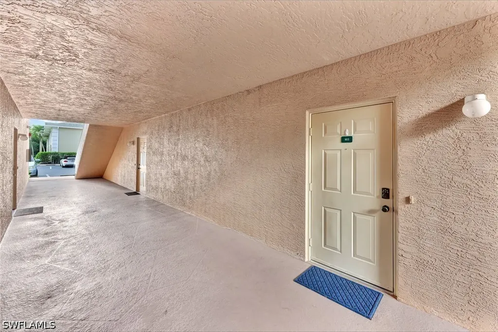 27079 Matheson Avenue Bonita Springs FL 34135