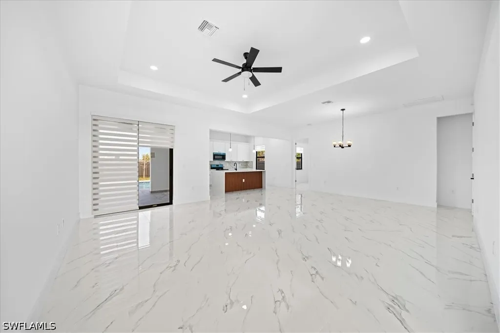 2220 NE 9th Place Cape Coral FL 33909