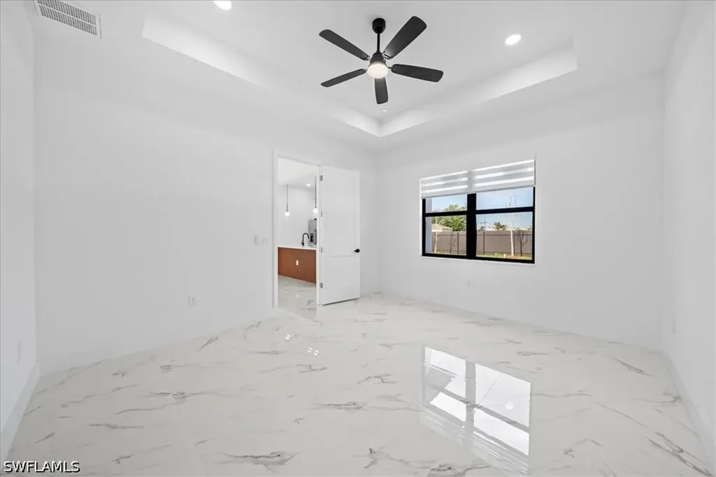 2220 NE 9th Place Cape Coral FL 33909