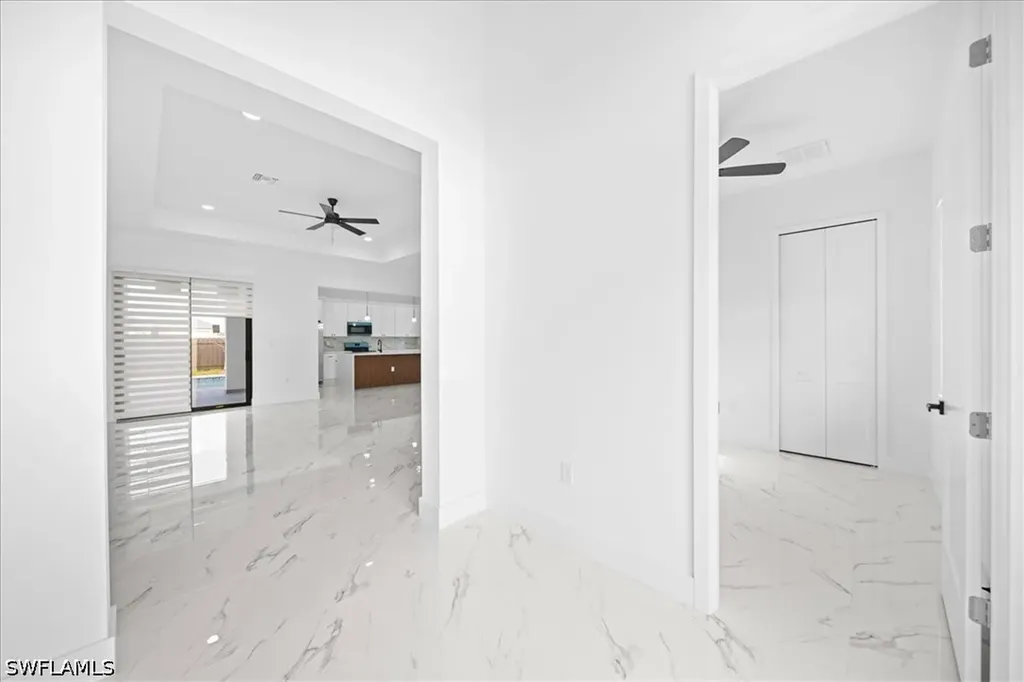 2220 NE 9th Place Cape Coral FL 33909