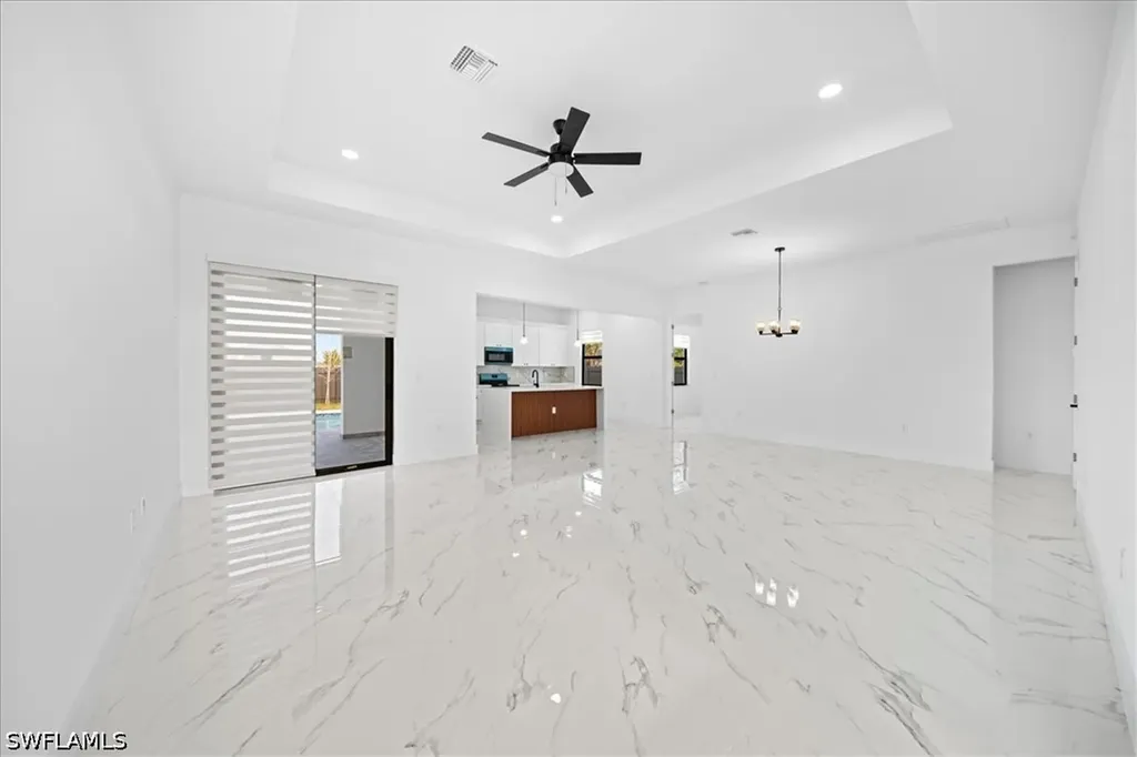 2220 NE 9th Place Cape Coral FL 33909