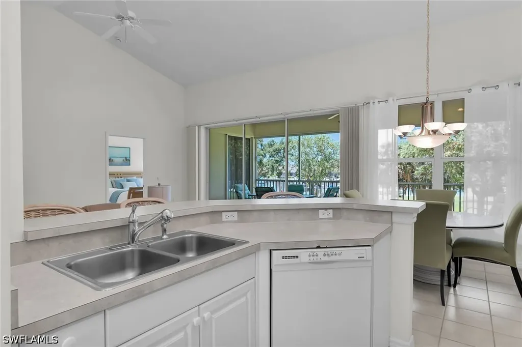 285 Cays Drive Naples FL 34114