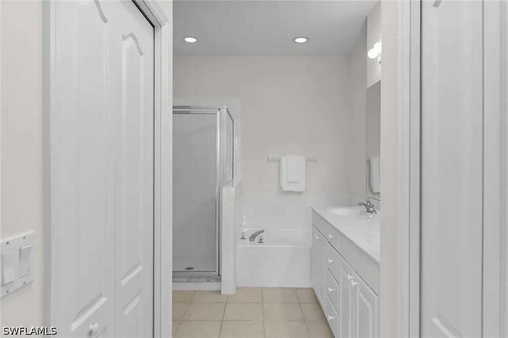 285 Cays Drive Naples FL 34114