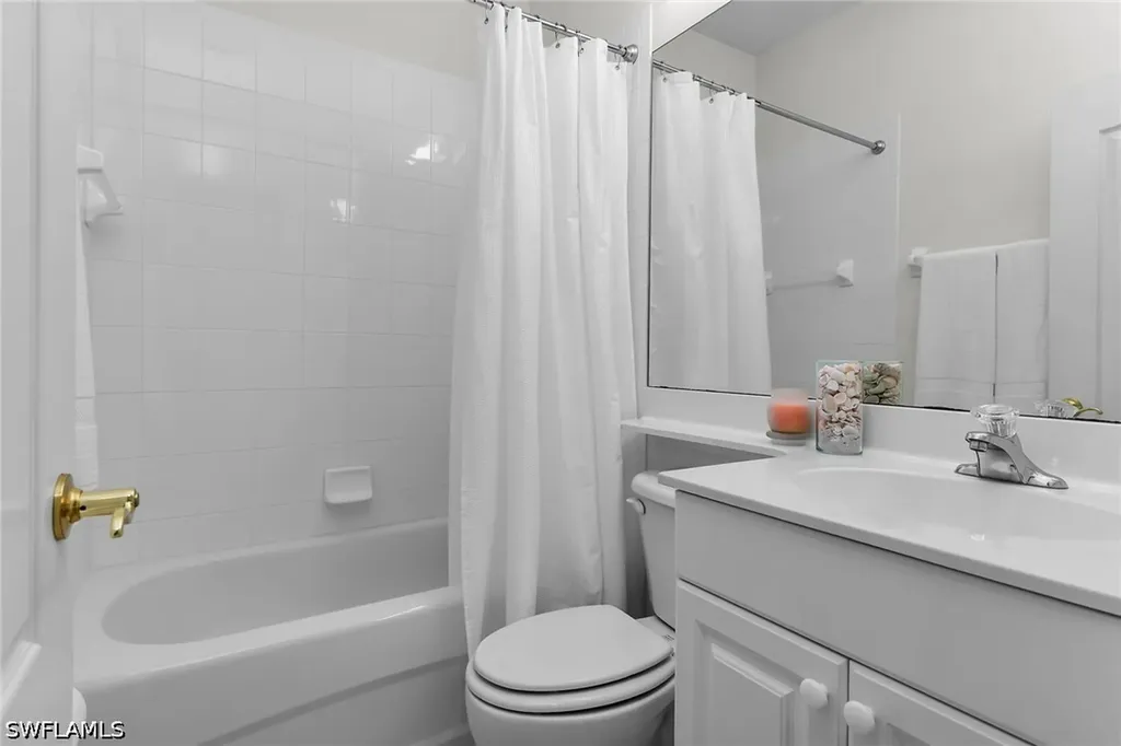 285 Cays Drive Naples FL 34114