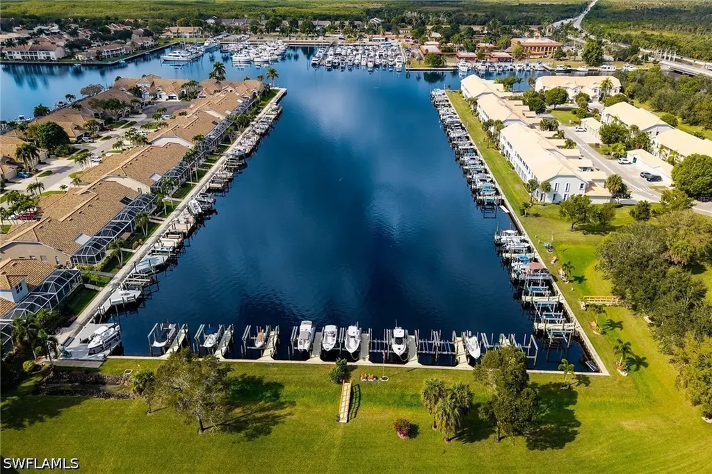 285 Cays Drive Naples FL 34114