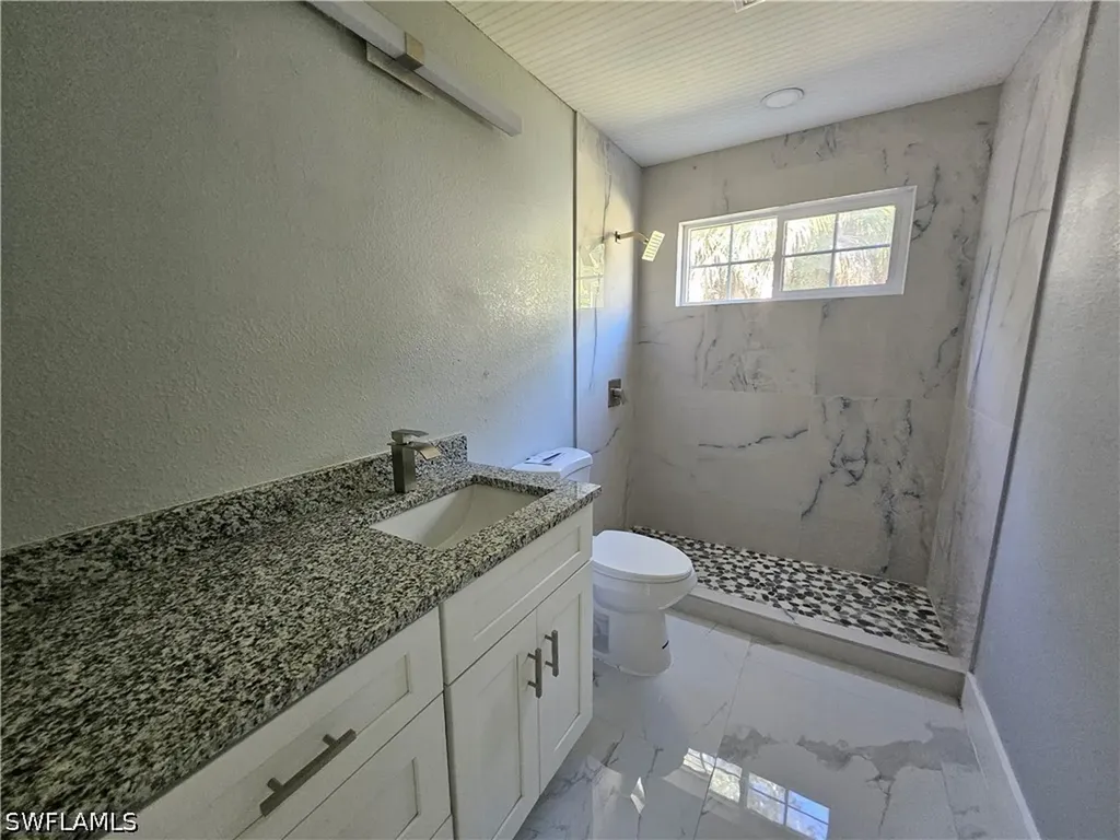 17747 Port Boca Court Fort Myers FL 33908