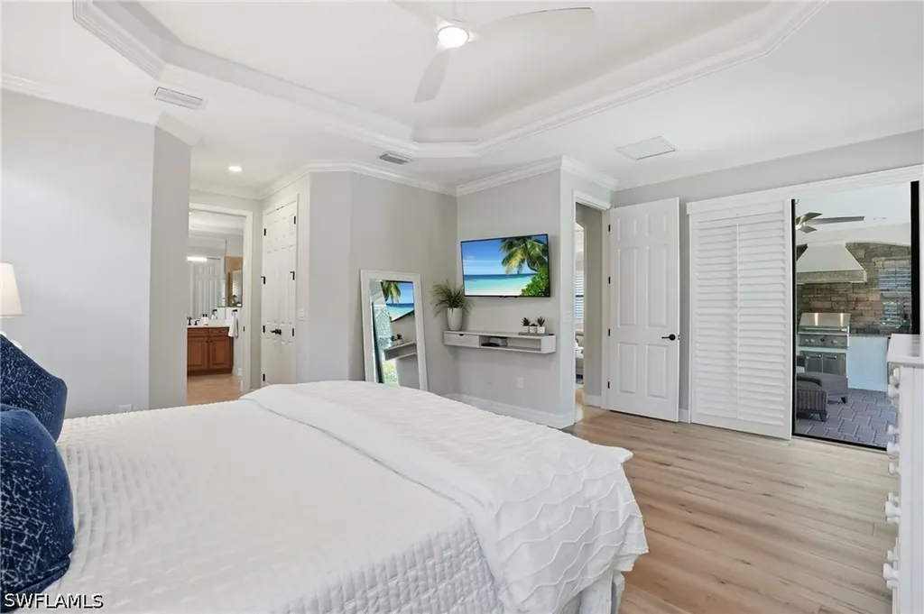3058 Aviamar Circle Naples FL 34114