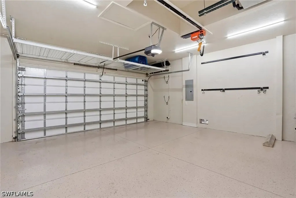 3058 Aviamar Circle Naples FL 34114
