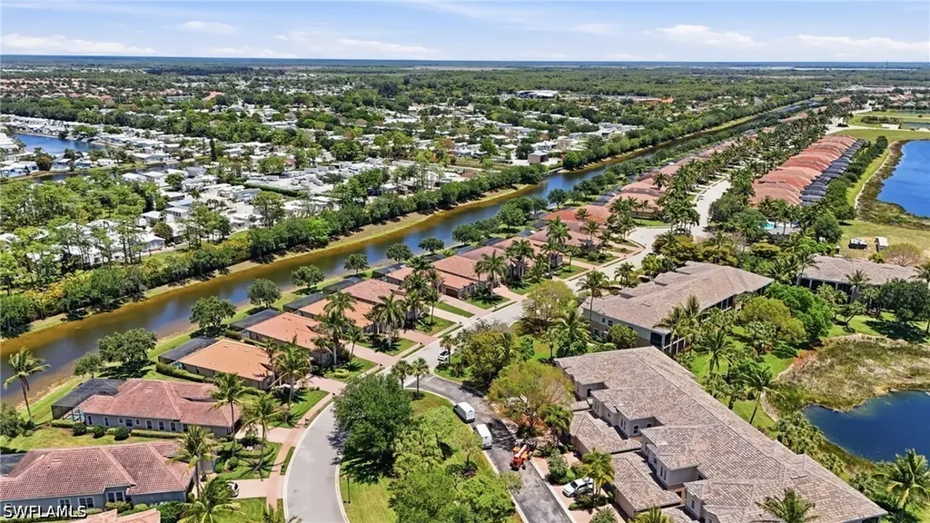 3058 Aviamar Circle Naples FL 34114