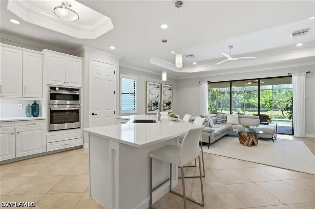 3058 Aviamar Circle Naples FL 34114