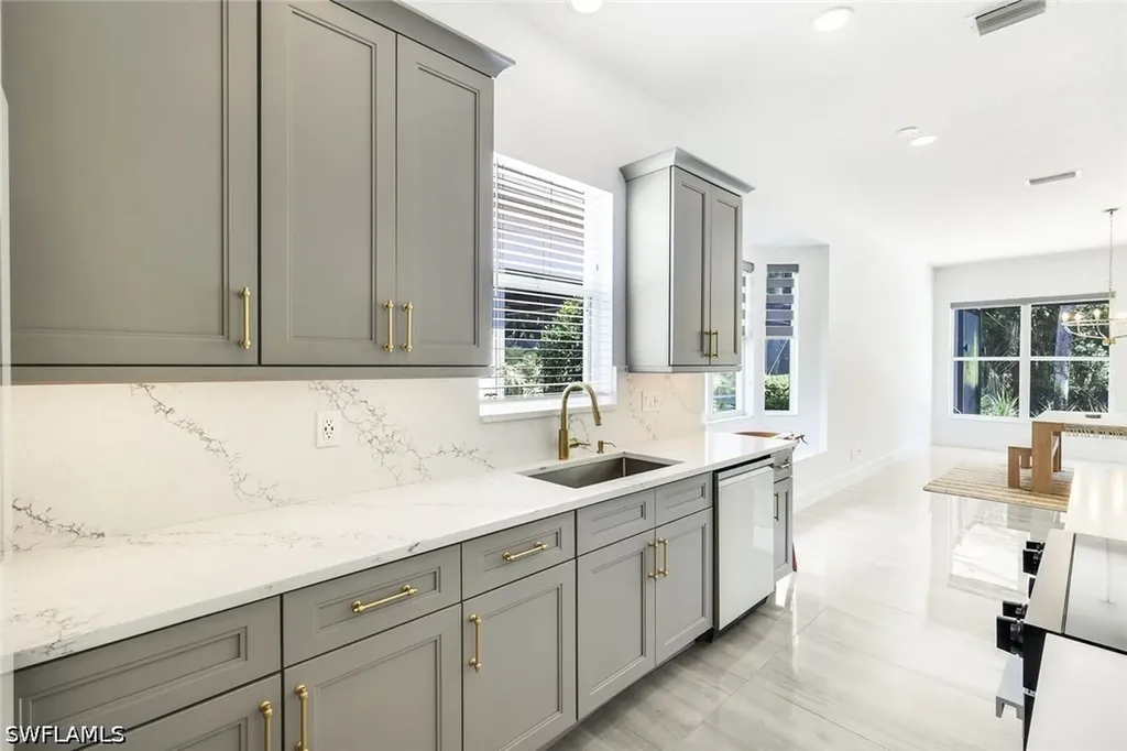 Naples FL 34110