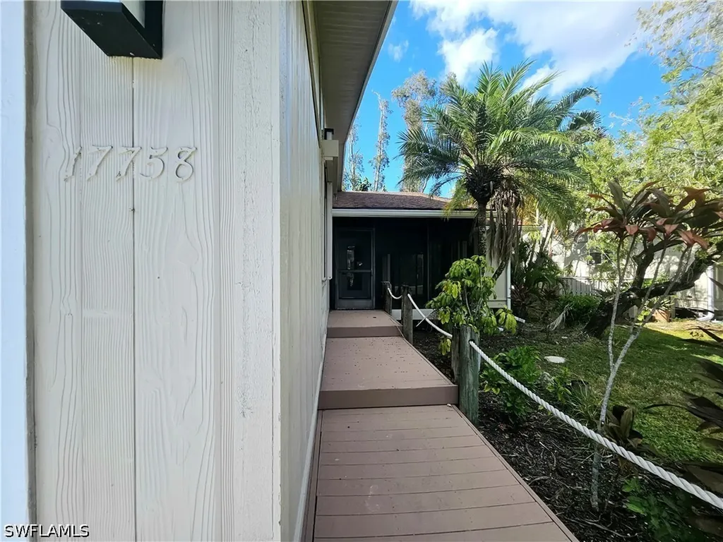 17758 Park Village Boulevard Fort Myers FL 33908