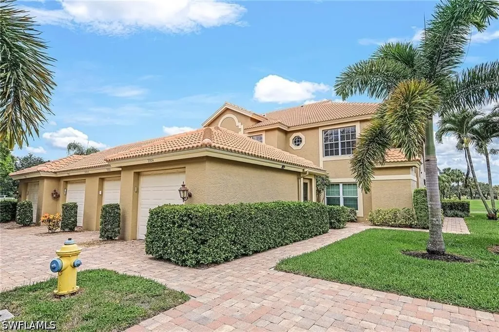 28048 Cavendish Court Bonita Springs FL 34135