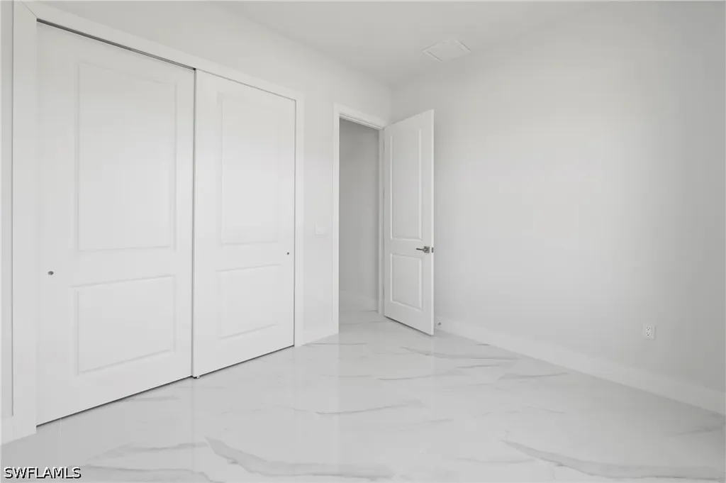 121 NE 8th Terrace Cape Coral FL 33909
