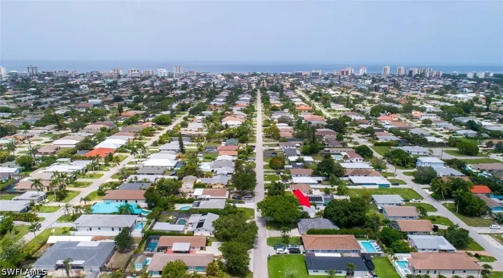 691 102nd Avenue N Naples FL 34108