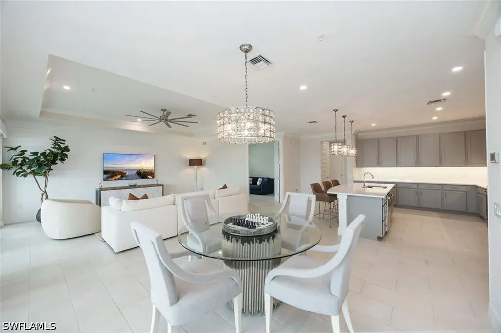 183 Indies Drive E Naples FL 34114