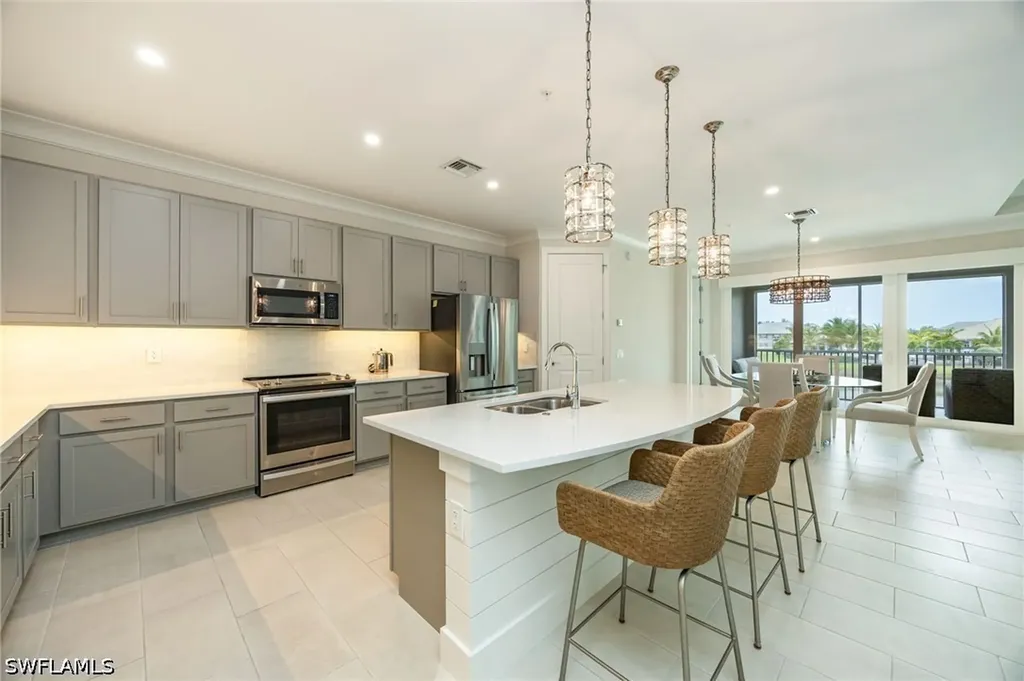 183 Indies Drive E Naples FL 34114