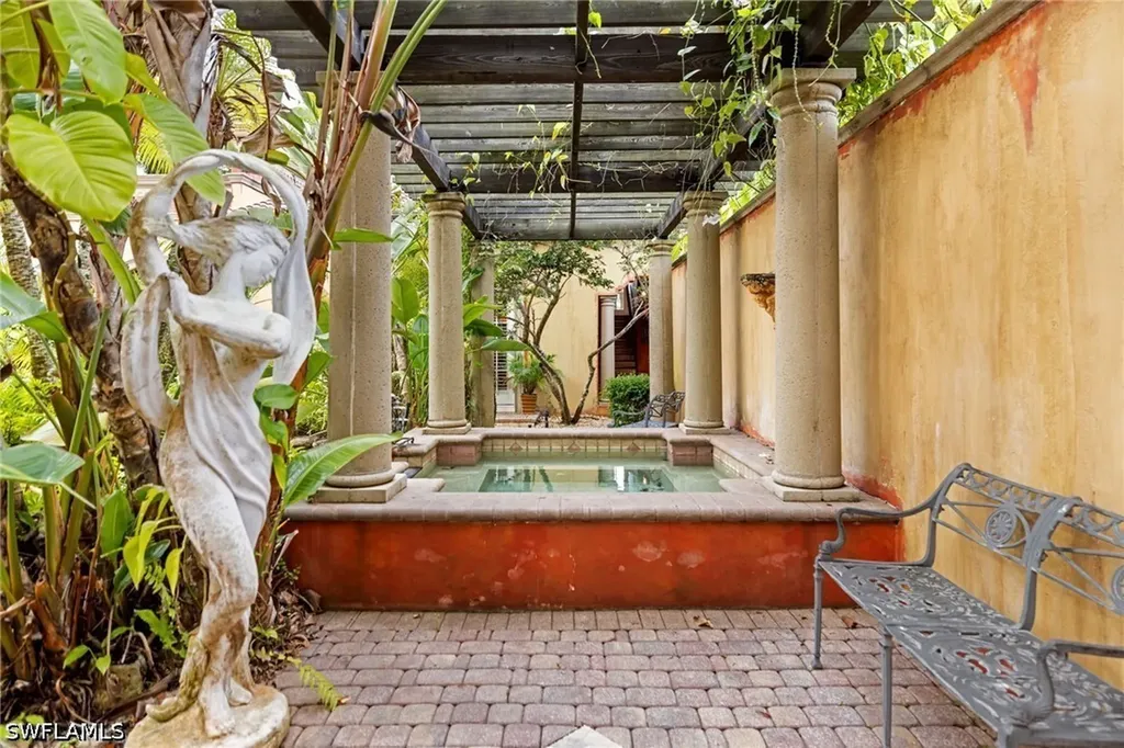 4213 Brynwood Drive Naples FL 34119