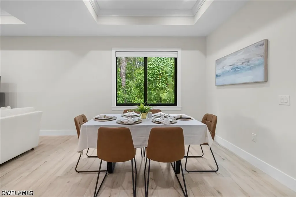 3012 Pine Tree Drive Naples FL 34112