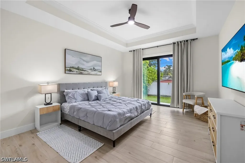 3012 Pine Tree Drive Naples FL 34112