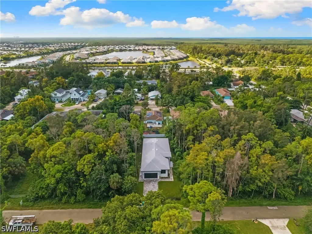3012 Pine Tree Drive Naples FL 34112