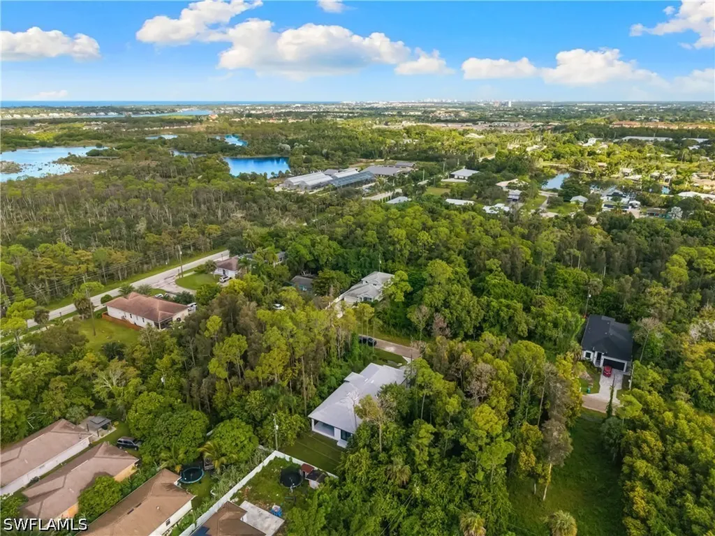 3012 Pine Tree Drive Naples FL 34112
