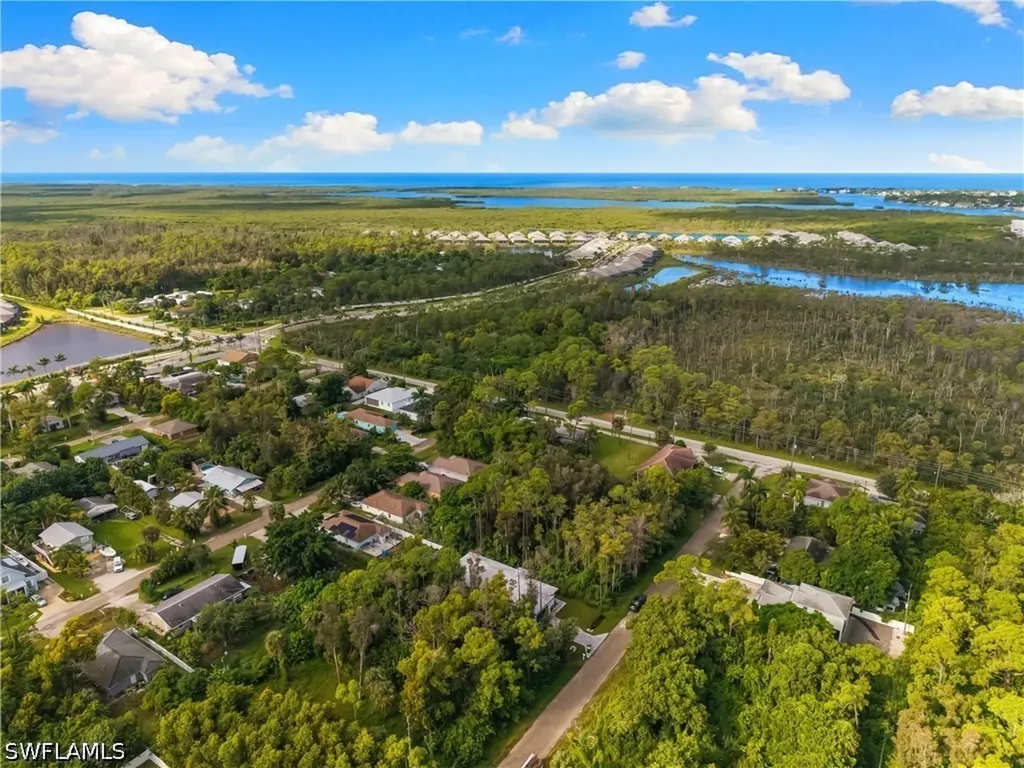 3012 Pine Tree Drive Naples FL 34112