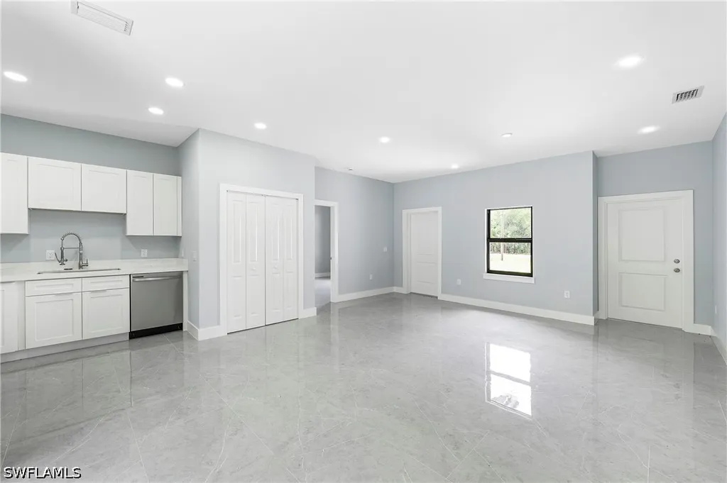 2677 62nd Avenue NE Naples FL 34120