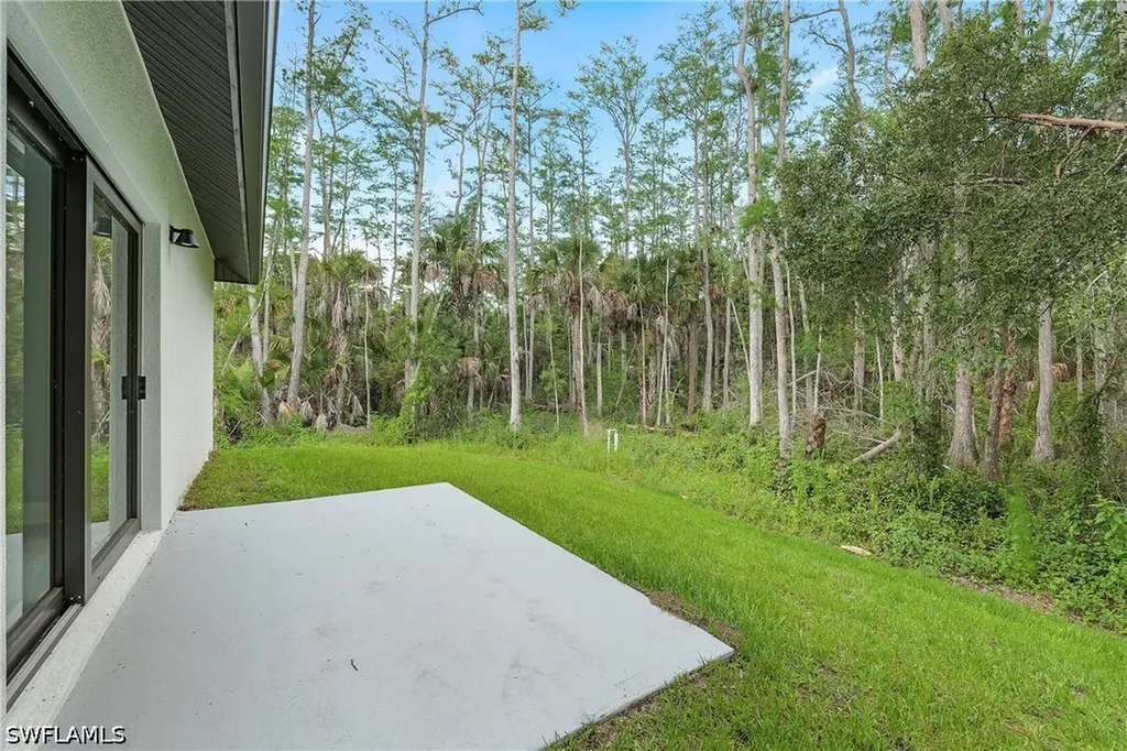 2677 62nd Avenue NE Naples FL 34120