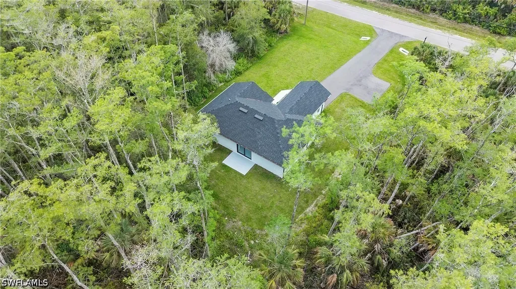 2677 62nd Avenue NE Naples FL 34120