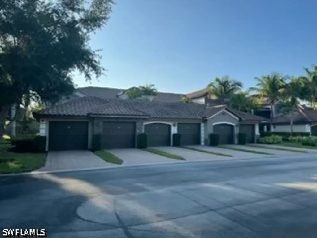 9844 Venezia Circle Naples FL 34113