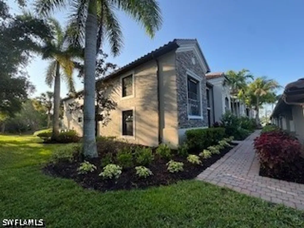 9844 Venezia Circle Naples FL 34113