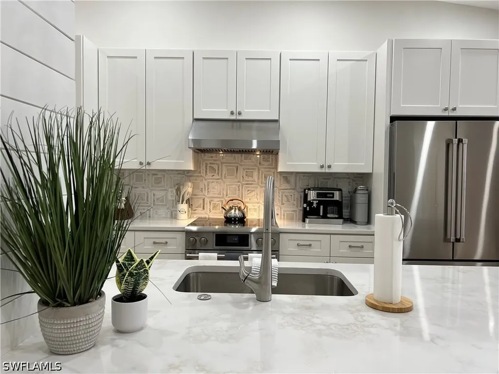 7087 Barrington Circle Naples FL 34108