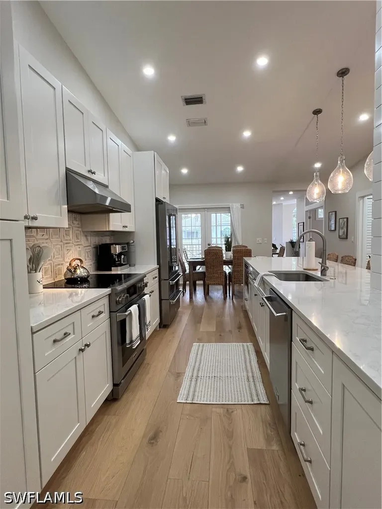 7087 Barrington Circle Naples FL 34108